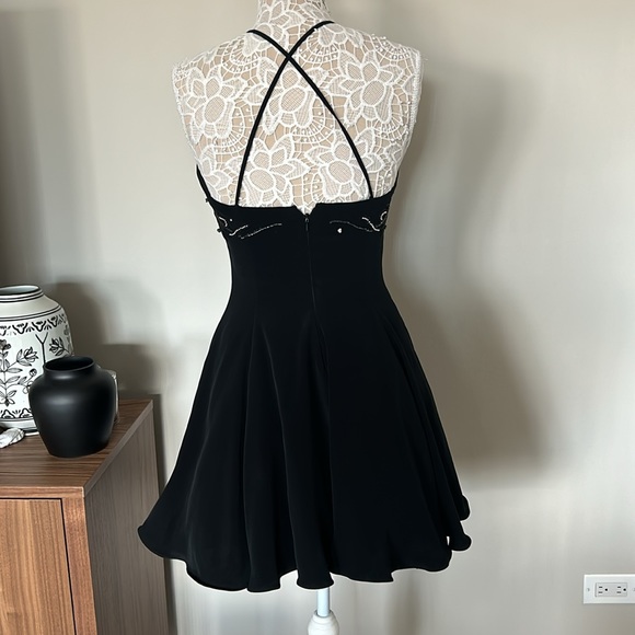 90s Beaded Vintage Mini Party Dress - Picture 4 of 8